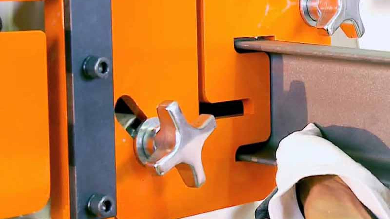 combined punching and shearing machine